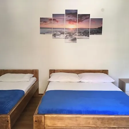 Family Friendly Seaside Cove Torac, Hvar - 2071 Gdinj