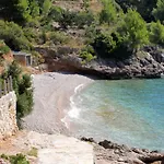 Family Friendly Seaside Cove Torac, Hvar - 2071 * Gdinj