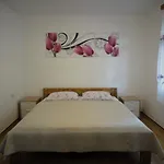 דירה Family Friendly Seaside Cove Torac, Hvar - 2071
