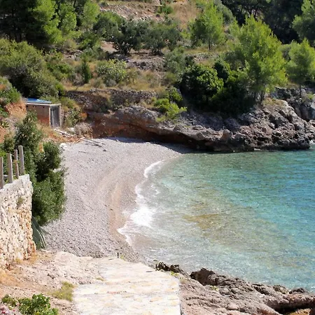 Family Friendly Seaside Cove Torac, Hvar - 2071 * Gdinj