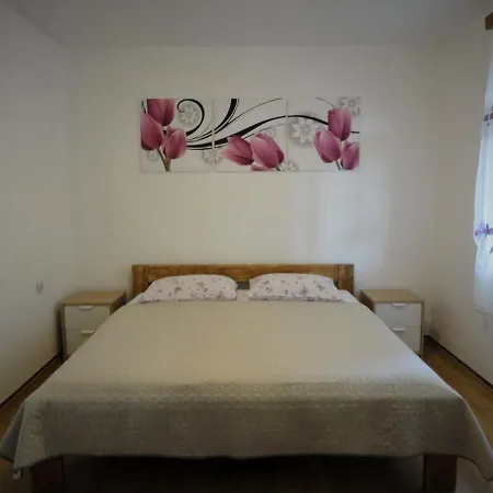 Appartement Family Friendly Seaside Cove Torac, Hvar - 2071