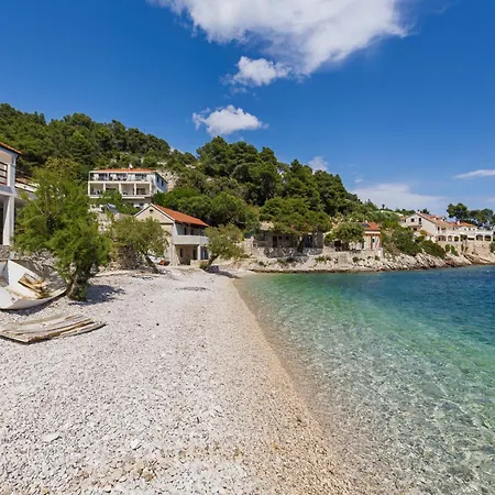 Family Friendly Seaside Cove Torac, Hvar - 2071 * Gdinj